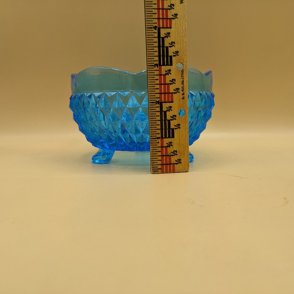 Vintage Indiana Glass Bowl Diamond Point Blue  Candy Dish Tri-footed Bowl 5" Dia - Picture 8 of 11